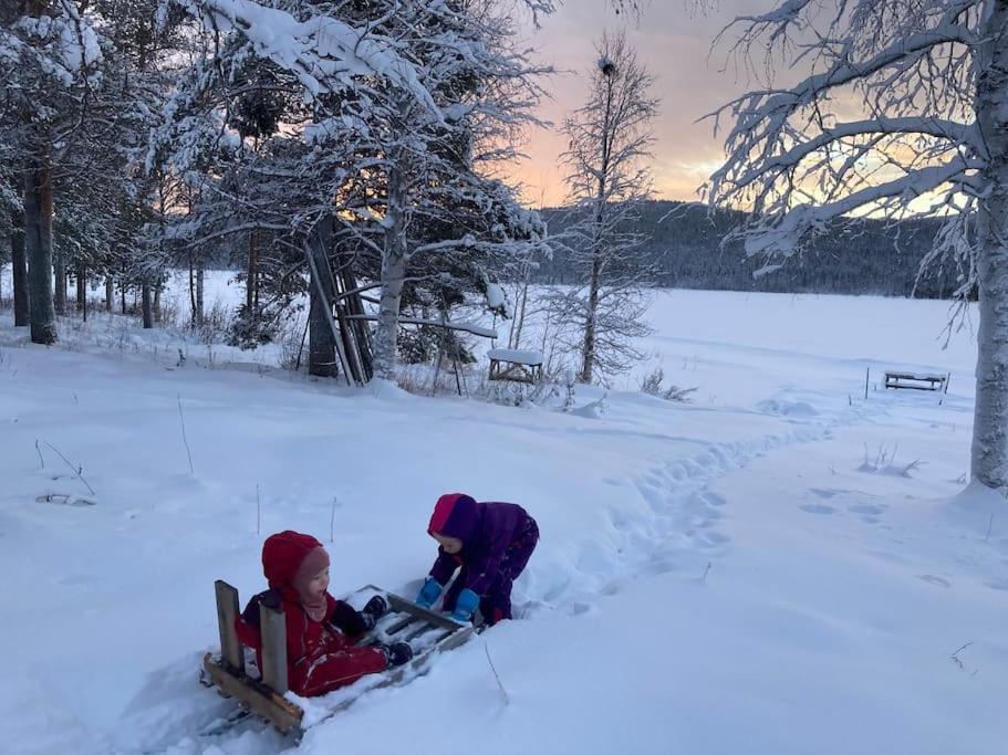 Lakeside Wilderness Cabin Jokkmokk Zewnętrze zdjęcie